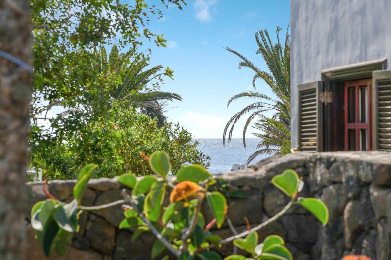 Bungalow Playa Bastian Costa Teguise Extérieur photo